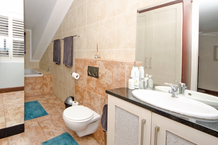 3 Bedroom Property for Sale in Pezula Golf Estate Western Cape